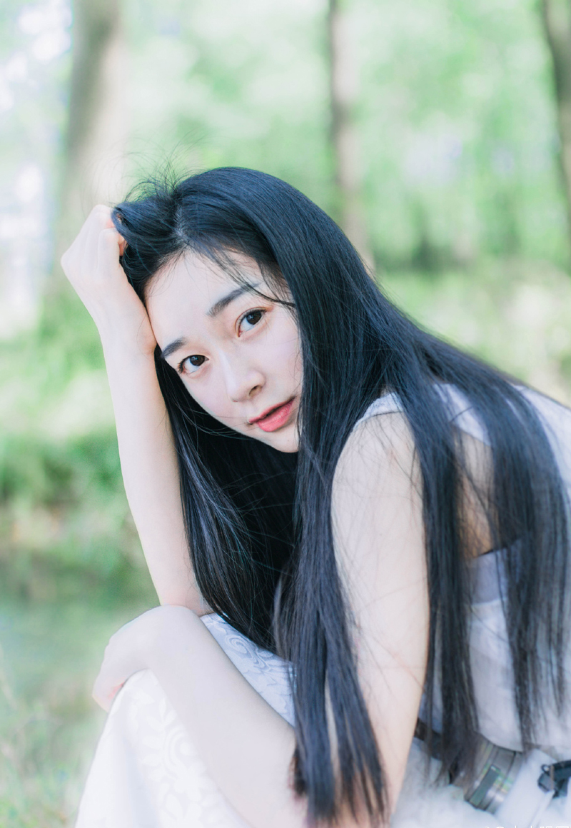转嫁人生责任。自己生的起养不起，别人不养，变得是别人没义气。